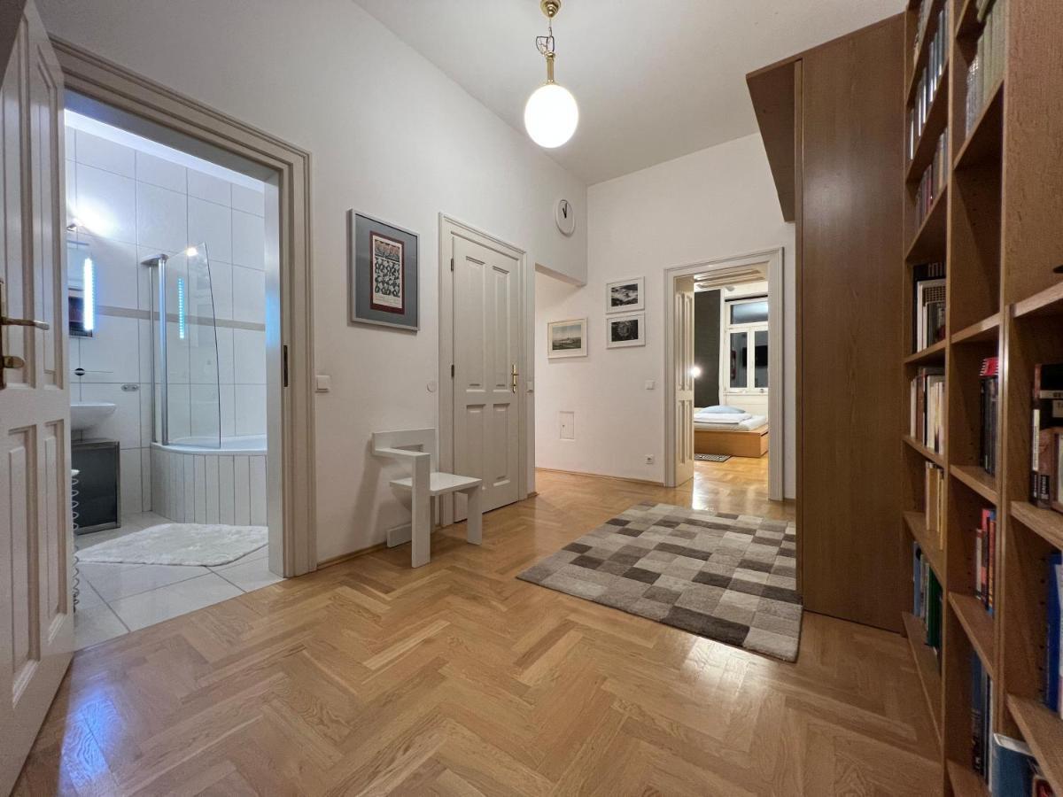 Vienna Design Apartment By Rabe - Kostenfreier Parkplatz & Netflix & Coffee-Bar - Nahe Schloss Schoenbrunn Eksteriør bilde